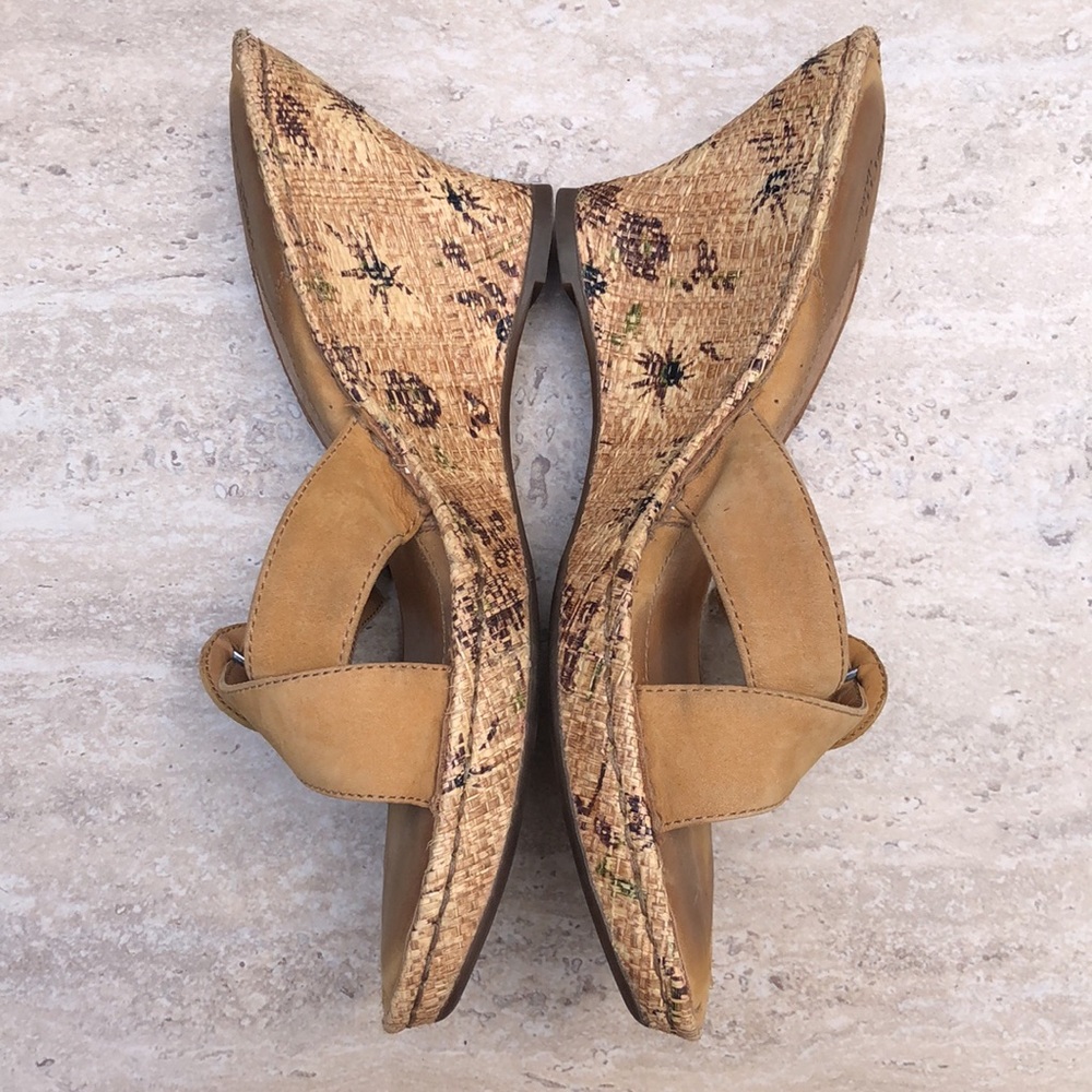 BORN Tropical Wedge Leather Strap Heeled Sandal - Picture 10 of 13